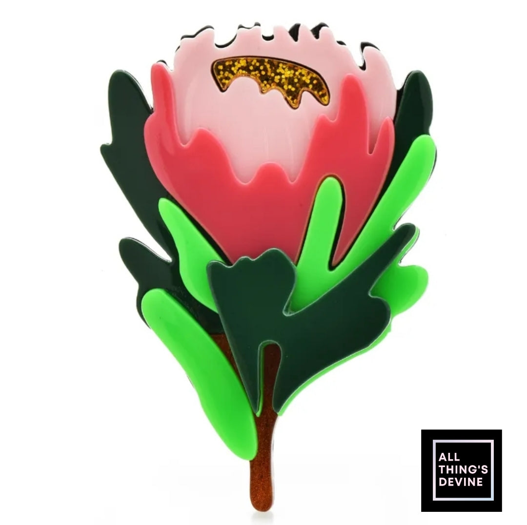 Brooch| Lapel Pin : Native Australian flower Protea.