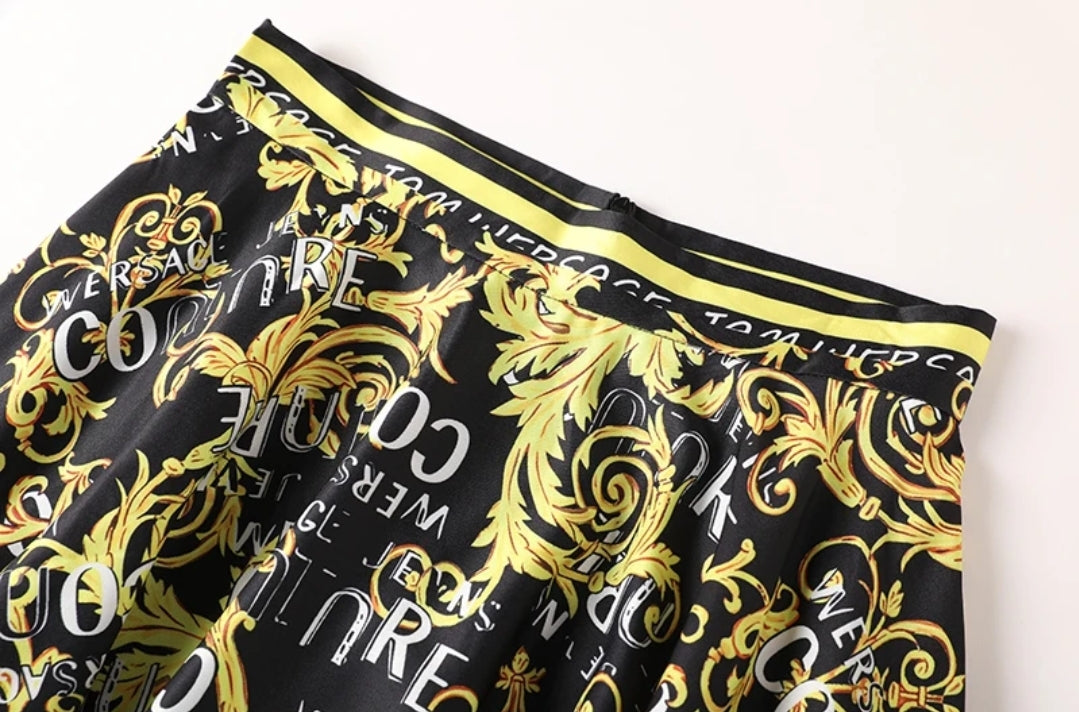 Versace Vibe - 2 piece set (Black/Yellow)