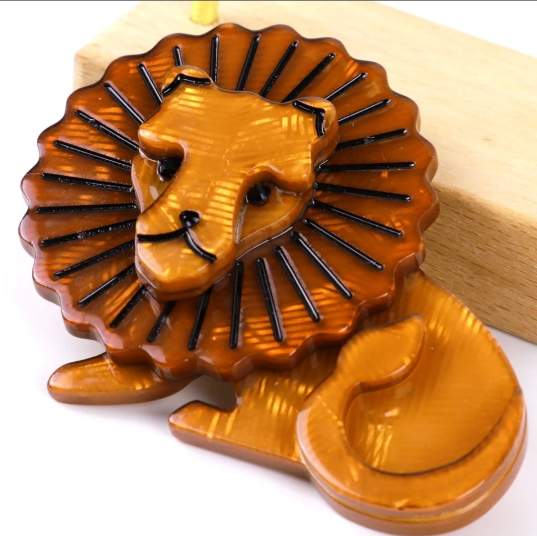 Brooch | Lapel Pin - Lion