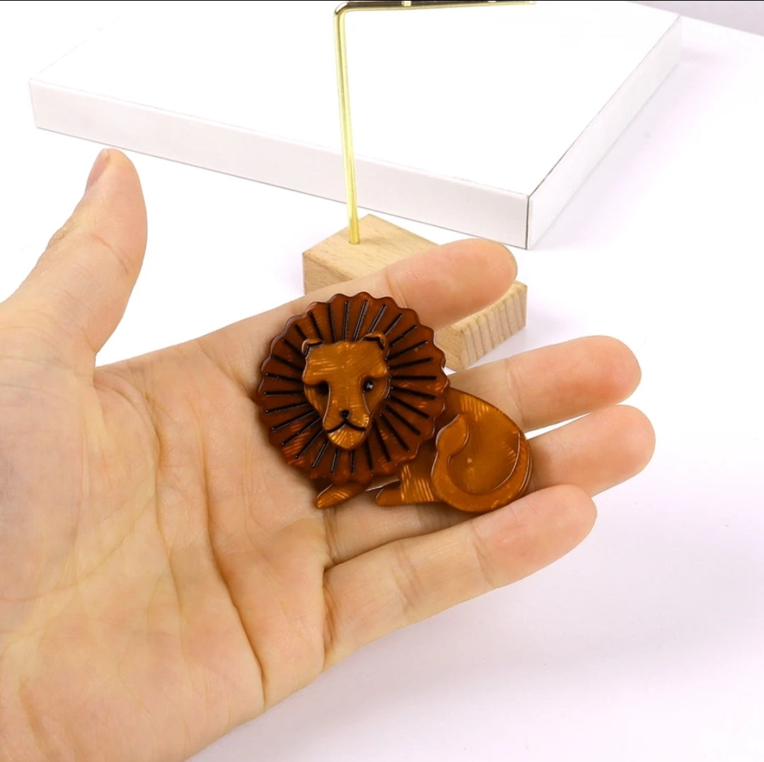 Brooch | Lapel Pin - Lion