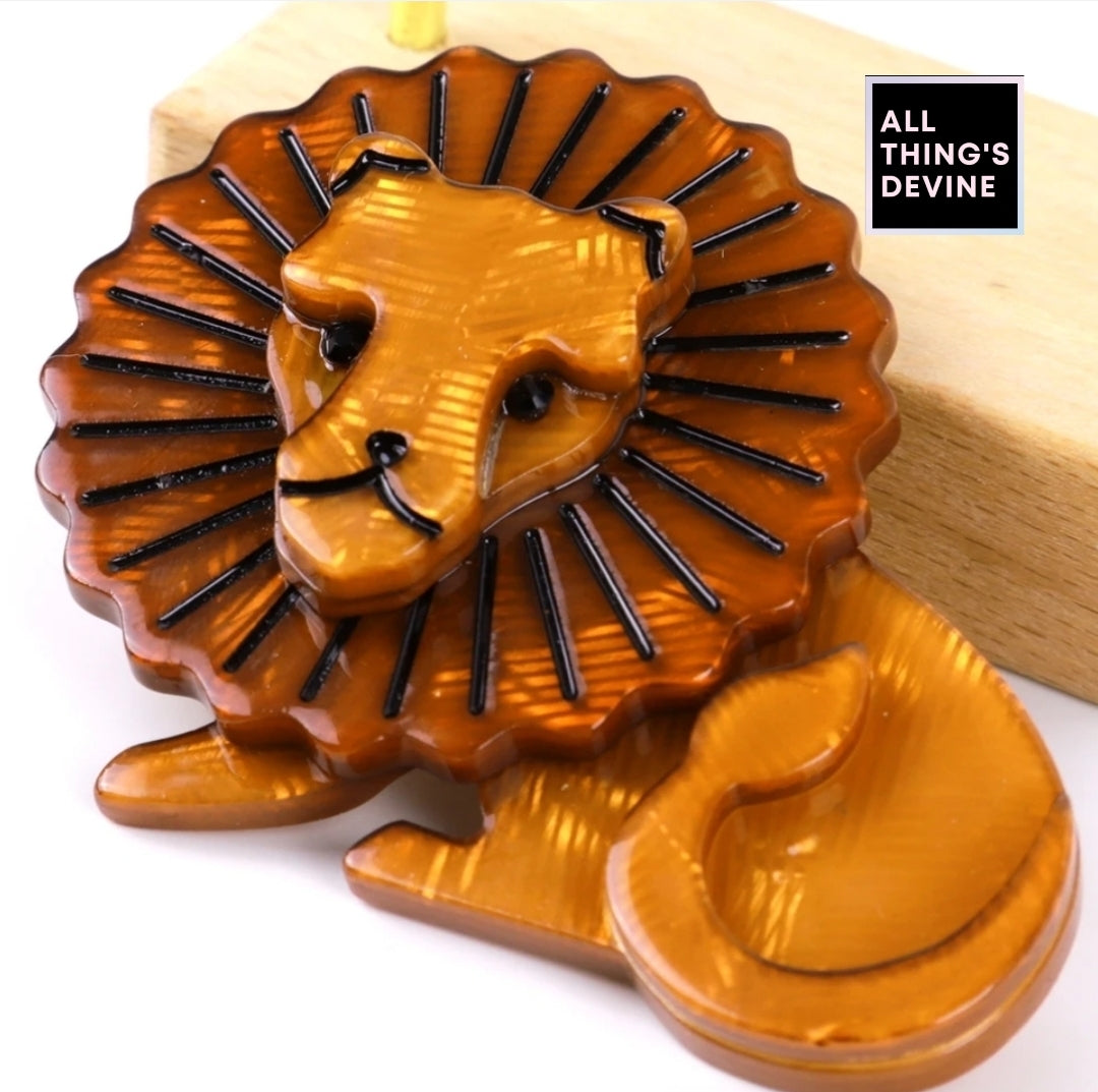 Brooch | Lapel Pin - Lion