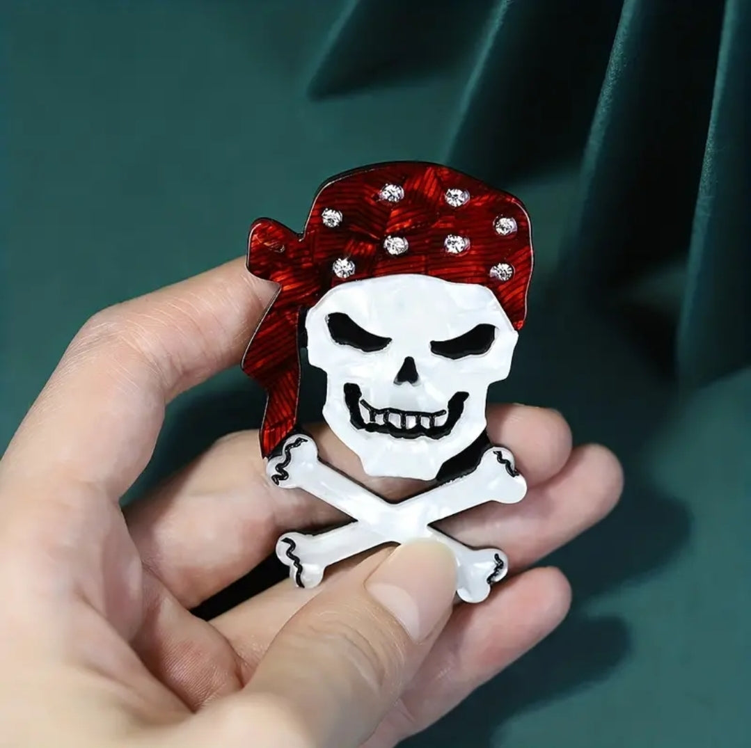 Brooch | Lipel Pin - Pirate Skull