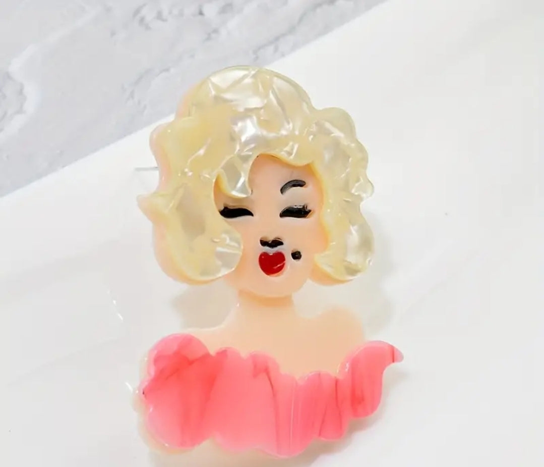 Brooch | Lipel Pin - Marilyn Monroe Pink Top