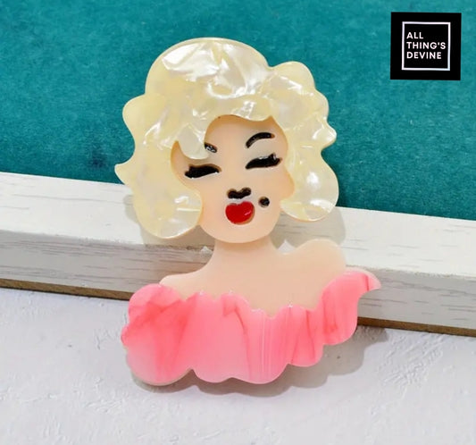 Brooch | Lipel Pin - Marilyn Monroe Pink Top