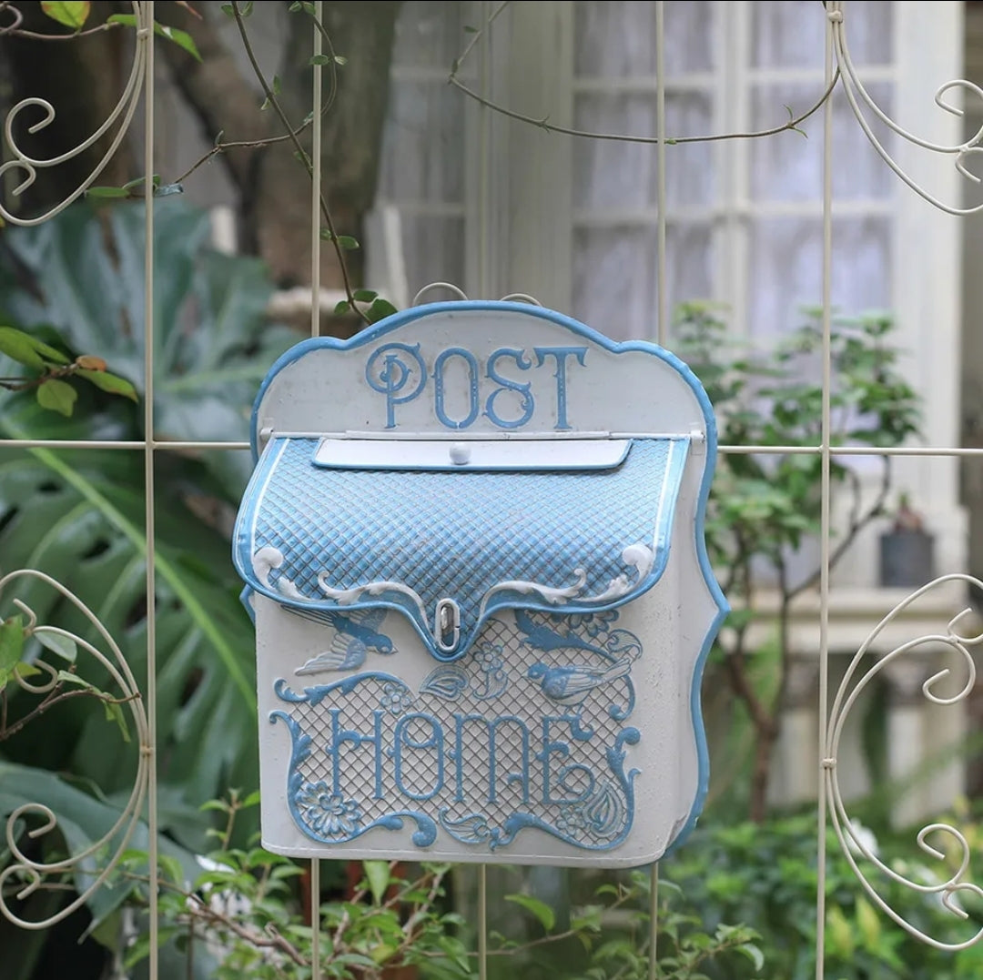 Blue & White Vintage Letterbox